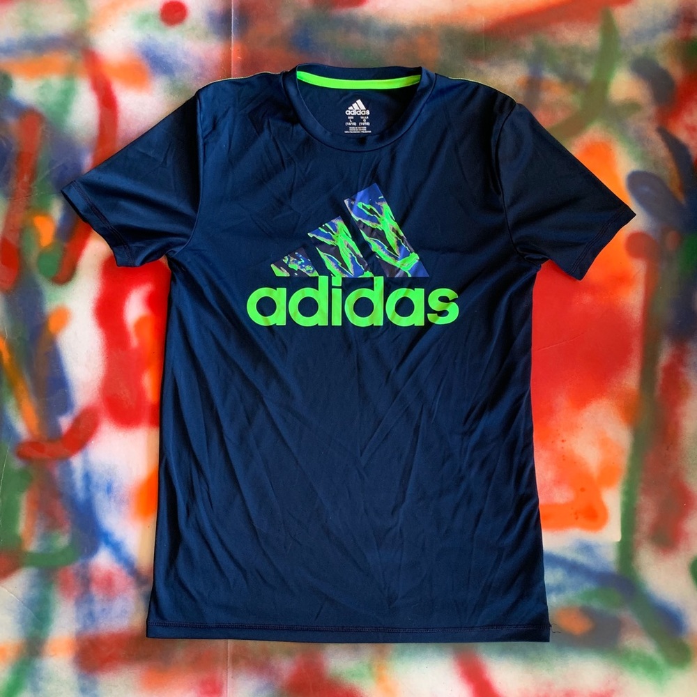 Sports shirt
